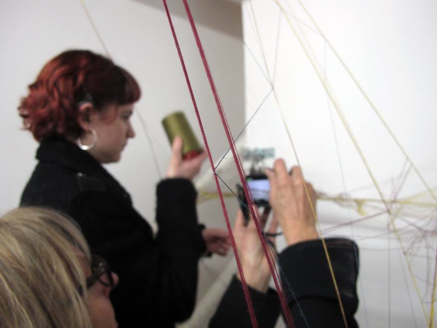 Draw to Perform_ Hannah Wallis_photo by Ram Samocha